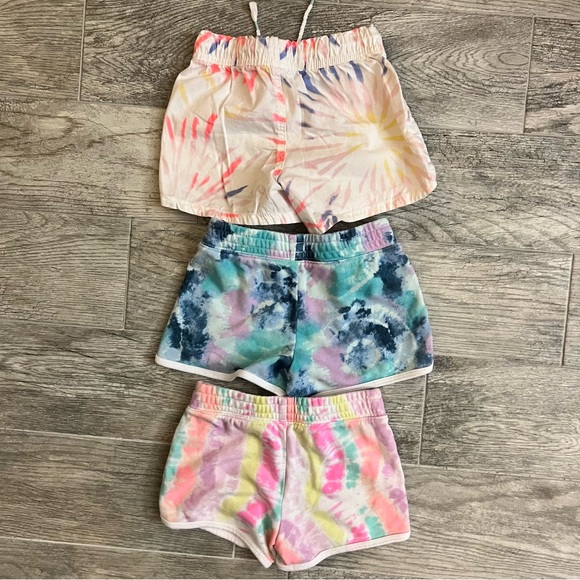 Like new! 3 pairs of size small muti-colored shorts. - Picture 2 of 2